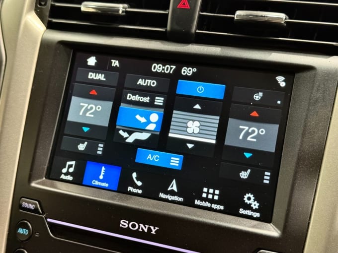 2025 Ford Mondeo