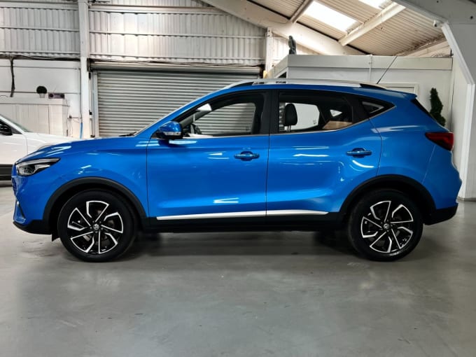 2025 Mg Mg Zs