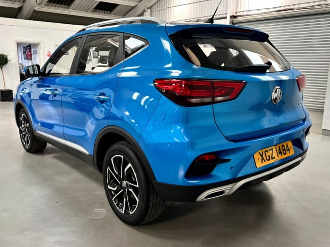 2025 Mg Mg Zs