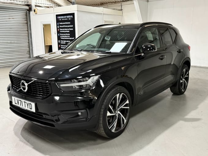 2025 Volvo Xc40