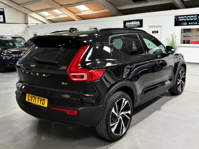 2025 Volvo Xc40