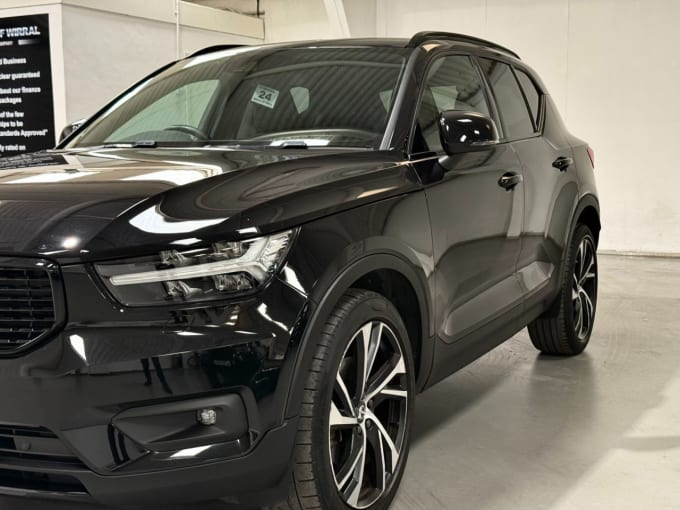 2025 Volvo Xc40