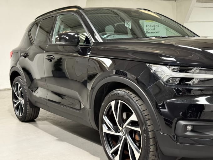 2025 Volvo Xc40