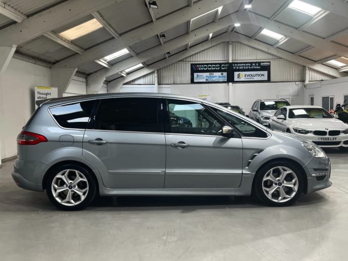 2025 Ford S-max