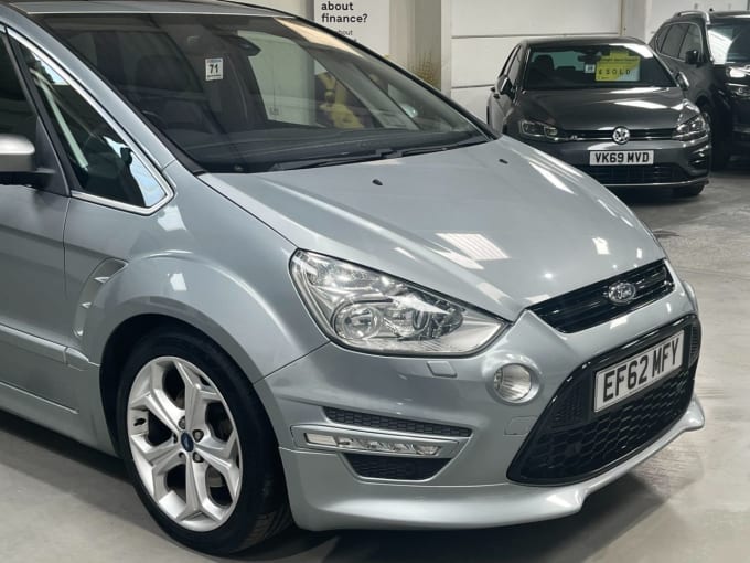 2025 Ford S-max