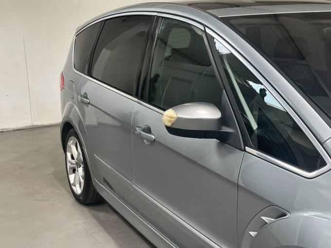 2025 Ford S-max