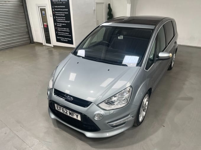 2025 Ford S-max