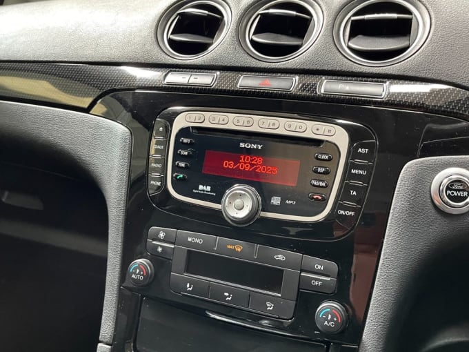 2025 Ford S-max