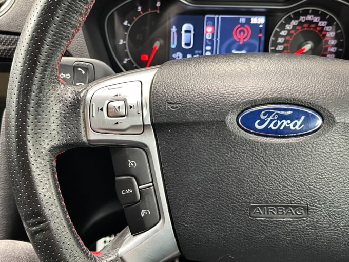 2025 Ford S-max