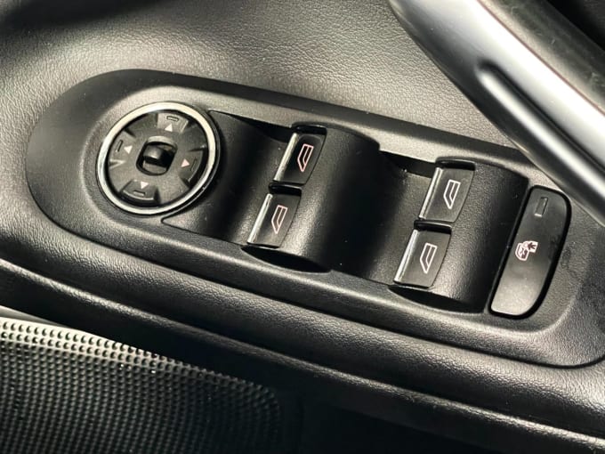 2025 Ford S-max