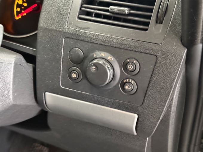 2025 Vauxhall Zafira