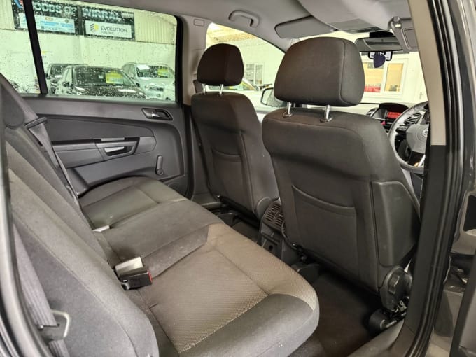 2025 Vauxhall Zafira