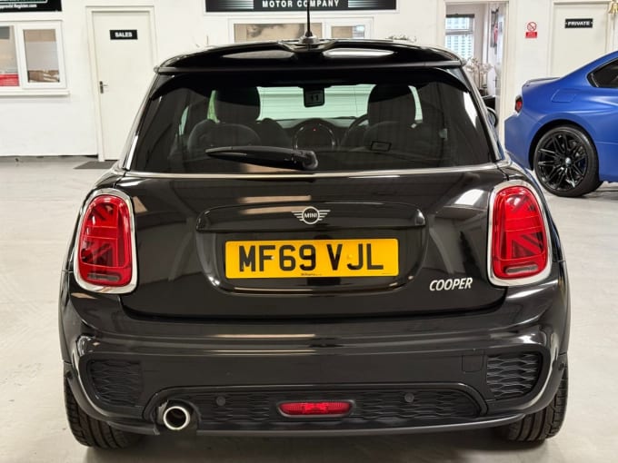 2025 Mini Hatch