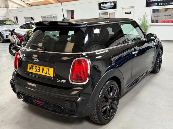 2025 Mini Hatch