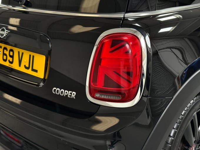 2025 Mini Hatch
