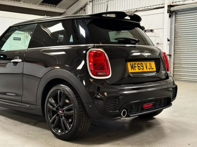 2025 Mini Hatch