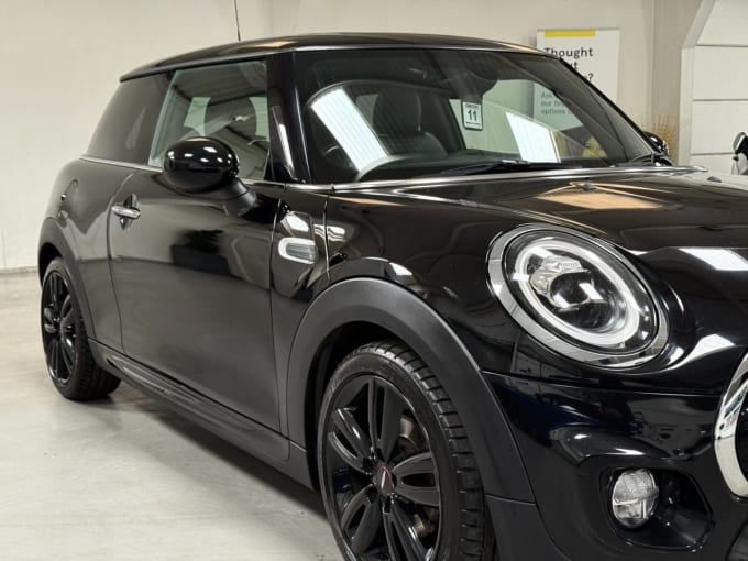 2025 Mini Hatch