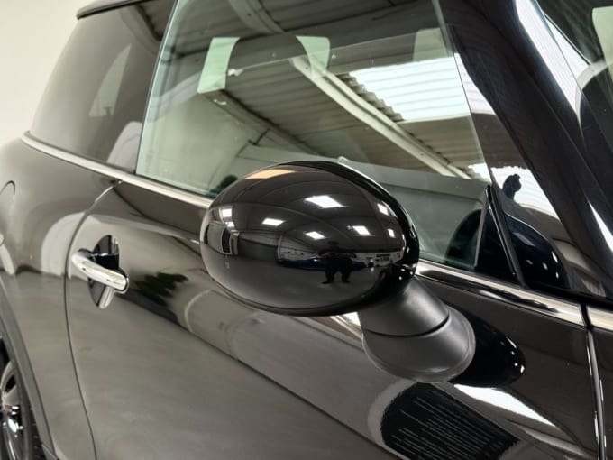 2025 Mini Hatch