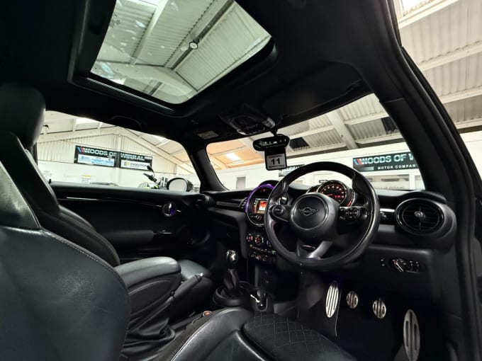2025 Mini Hatch