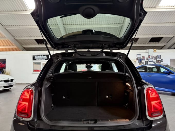 2025 Mini Hatch