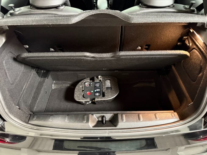 2025 Mini Hatch