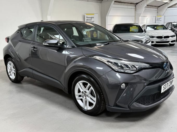 2025 Toyota C-hr