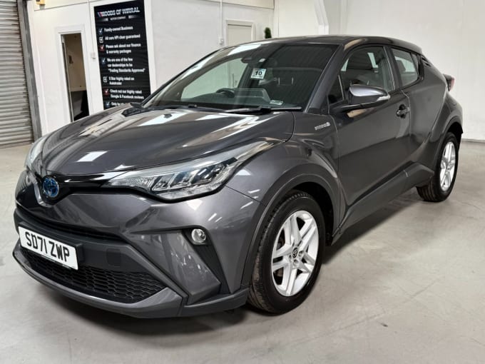 2025 Toyota C-hr