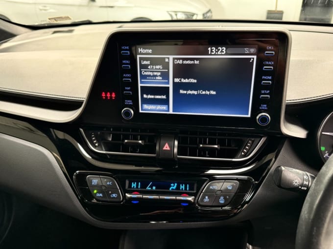 2025 Toyota C-hr