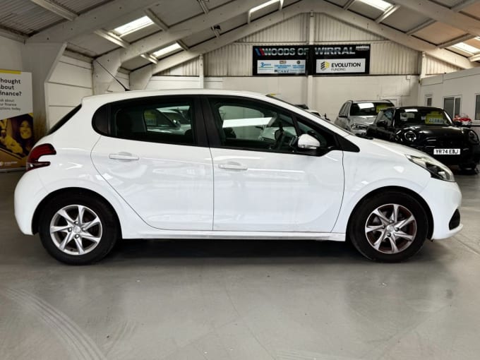 2025 Peugeot 208