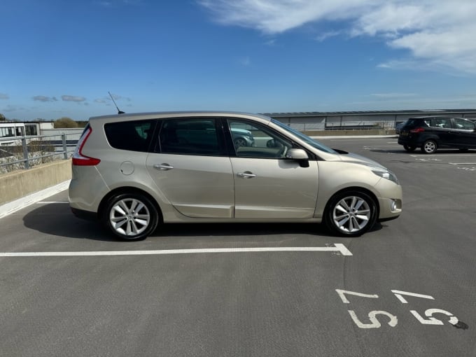 2010 Renault Scenic