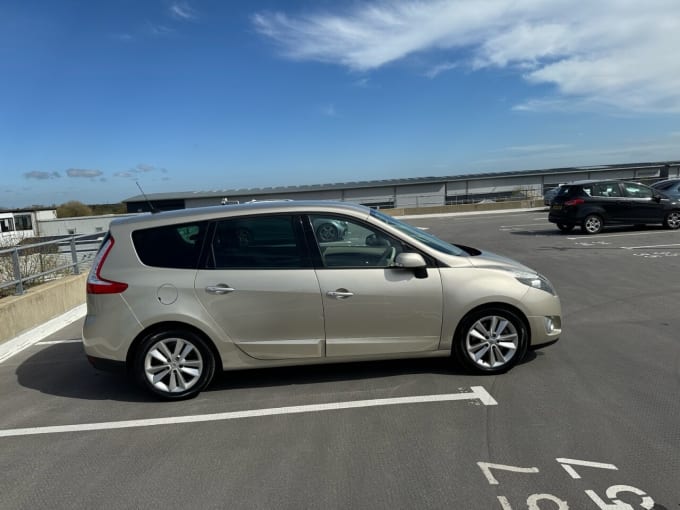 2010 Renault Scenic