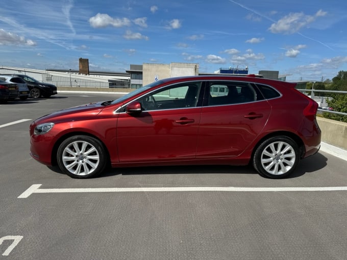 2013 Volvo V40