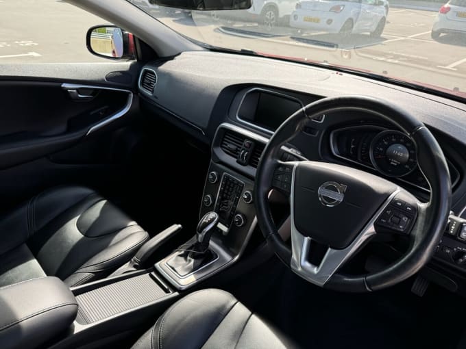 2013 Volvo V40