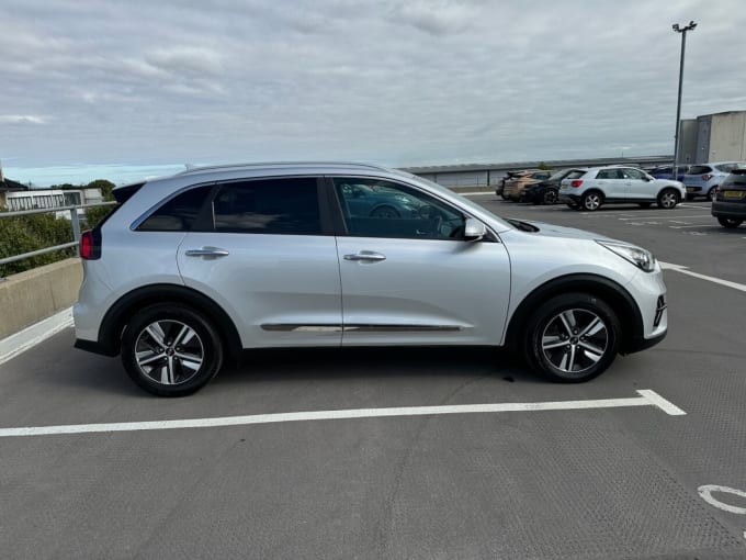 2025 Kia Niro