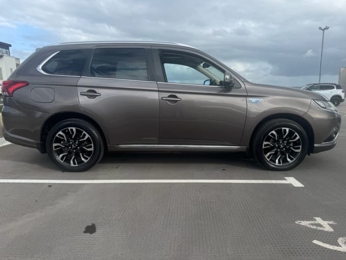 2024 Mitsubishi Outlander