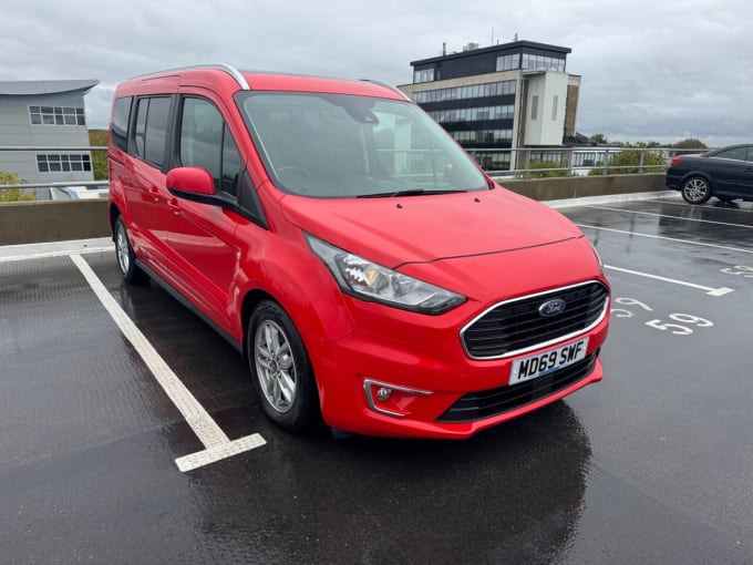 2025 Ford Grand Tourneo Connect