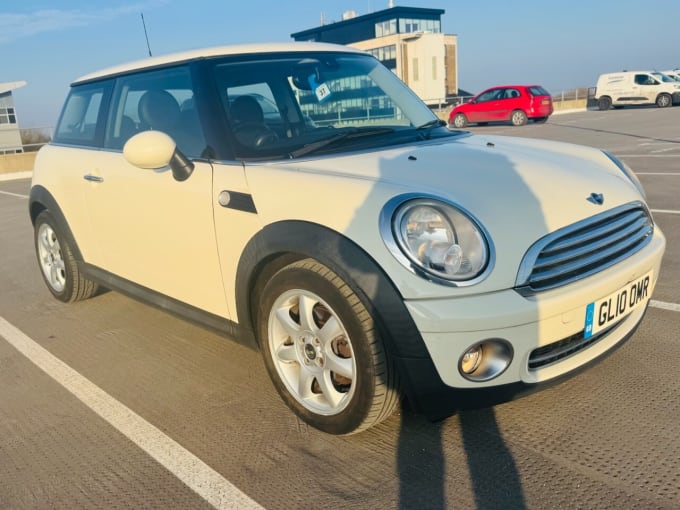 2025 Mini Hatch