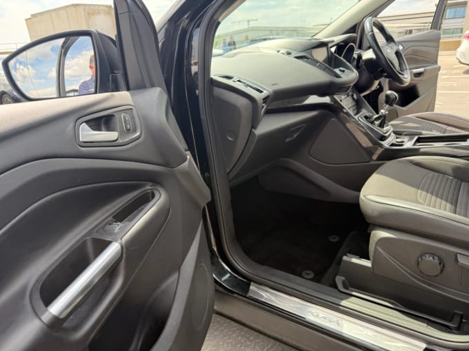 2025 Ford Kuga