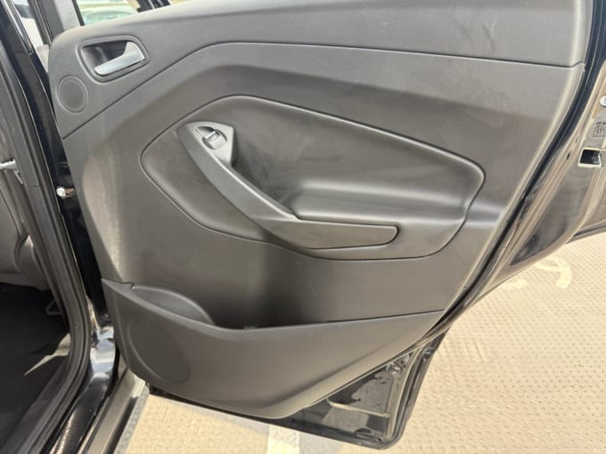 2025 Ford Kuga