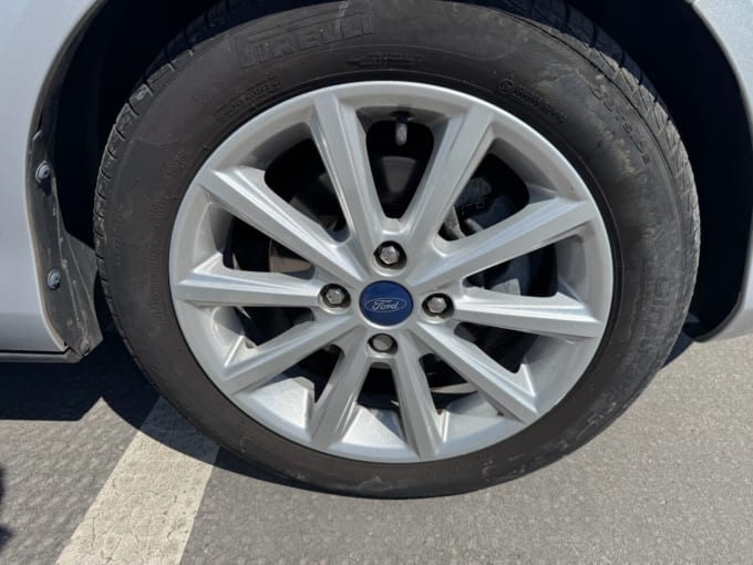 2025 Ford B-max