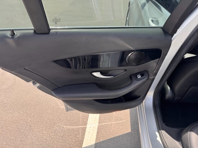 2025 Mercedes-benz C-class