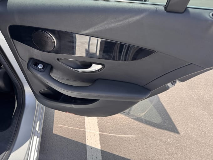 2025 Mercedes-benz C-class