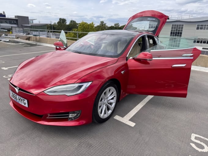 2025 Tesla Model S