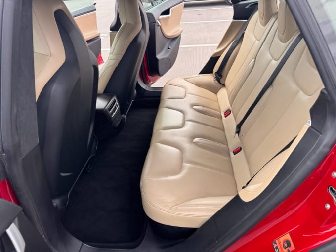 2025 Tesla Model S