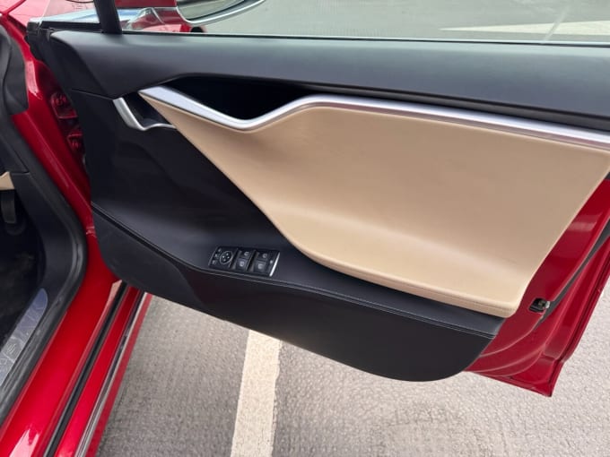 2025 Tesla Model S