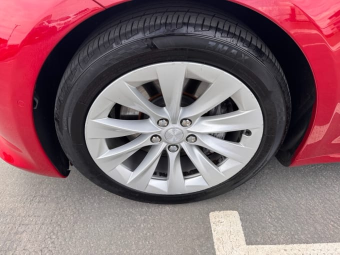 2025 Tesla Model S