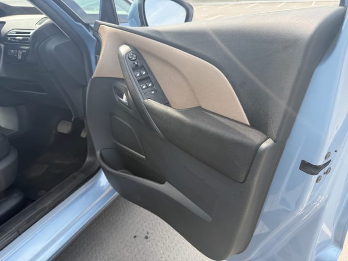 2025 Citroen C4 Picasso