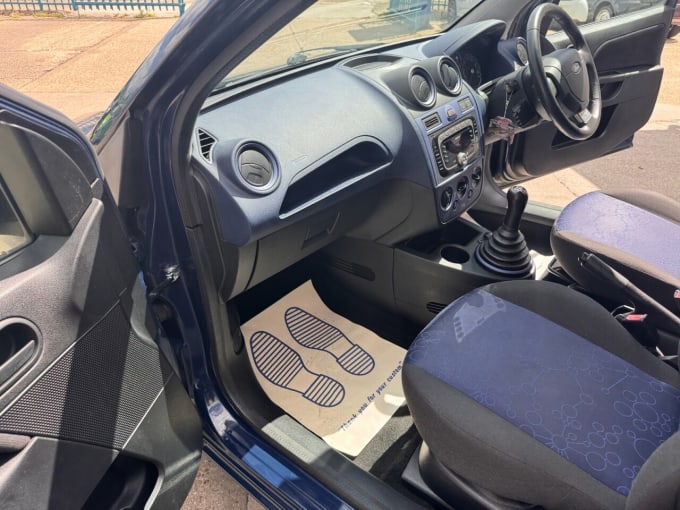 2025 Ford Fiesta