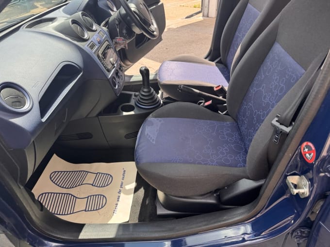 2025 Ford Fiesta