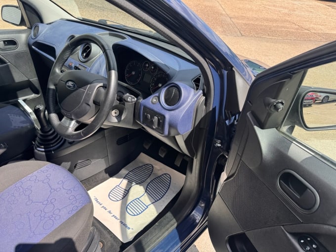 2025 Ford Fiesta